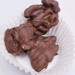 Walnuts Clusters Milk Chocolate