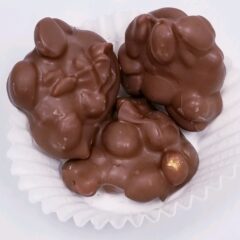 Peanuts Clusters Milk Chocolate