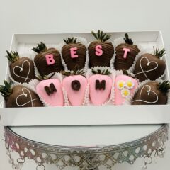 Best MOM dipped strawberry box assorted