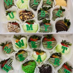 Dozen custom lettering or design chocolate dipped strawberries