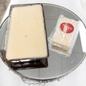 White chocolate fudge block no nuts Fudge 3.5oz to 4.5oz