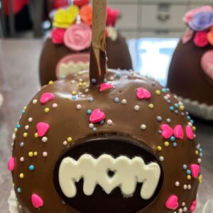 Mothers Day apple MOM hearts